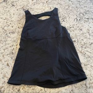 Lululemom black top size 8